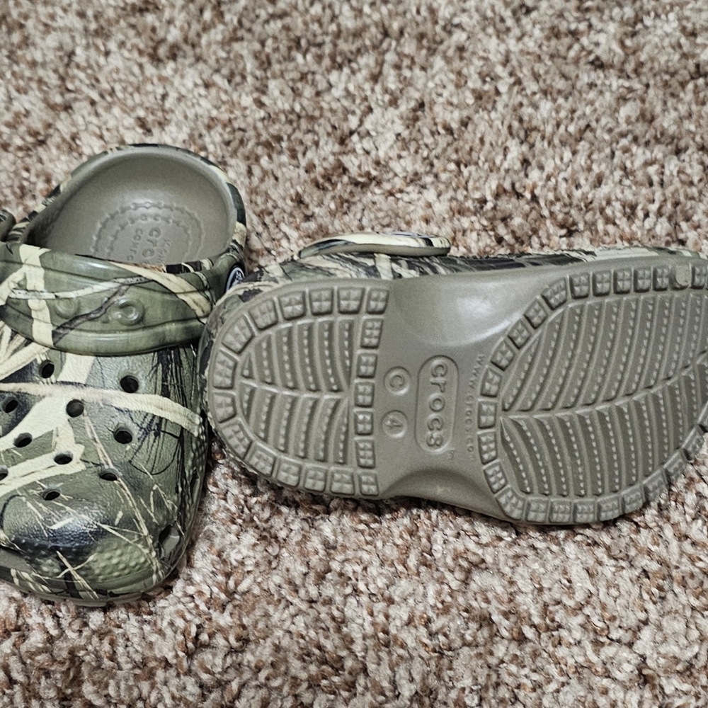 Camouflage crocs NWOT